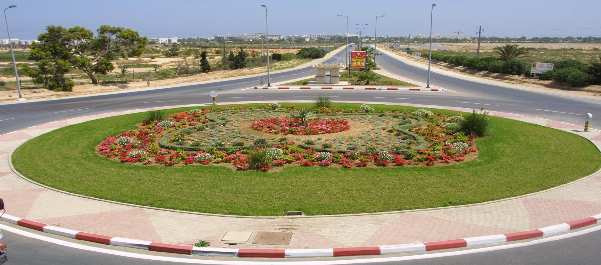 Rond-point fleuri